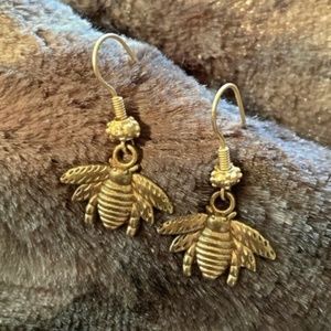 Flying Bumble Bee Matte Gold tone Dangle Pierced Earrings